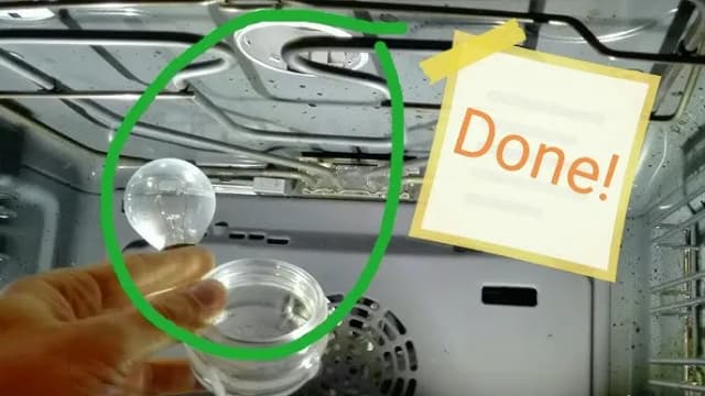 Jak skutecznie odkręcić zapieczony klosz w piekarniku bez ryzyka Jak skutecznie odkręcić zapieczony klosz w piekarniku bez ryzyka