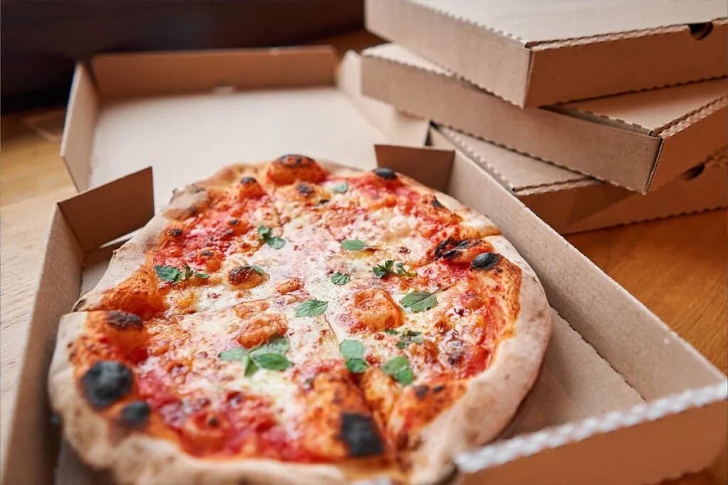 Ile waży pizza margherita 32 cm? Zaskakujące fakty o kaloriach Ile waży pizza margherita 32 cm? Zaskakujące fakty o kaloriach