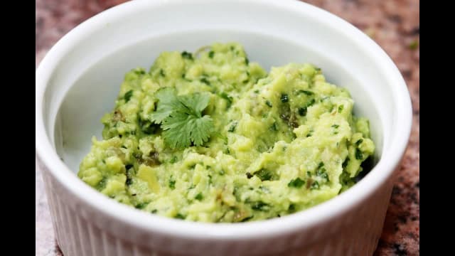 Jak zrobić sos guacamole w 5 minut - prosty przepis na dip Jak zrobić sos guacamole w 5 minut - prosty przepis na dip