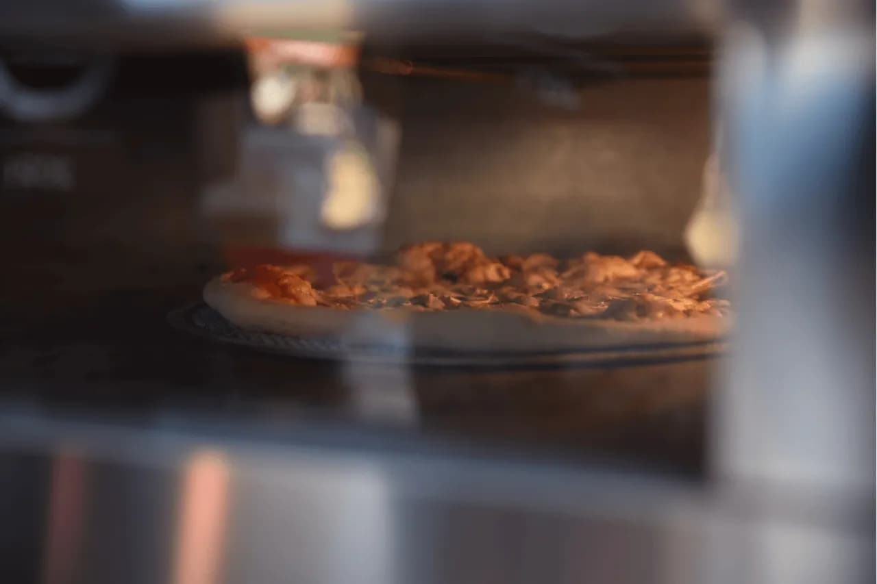Jaką temperaturę i czas pieczenia pizzy wybrać, by nie zawieść? Jaką temperaturę i czas pieczenia pizzy wybrać, by nie zawieść?