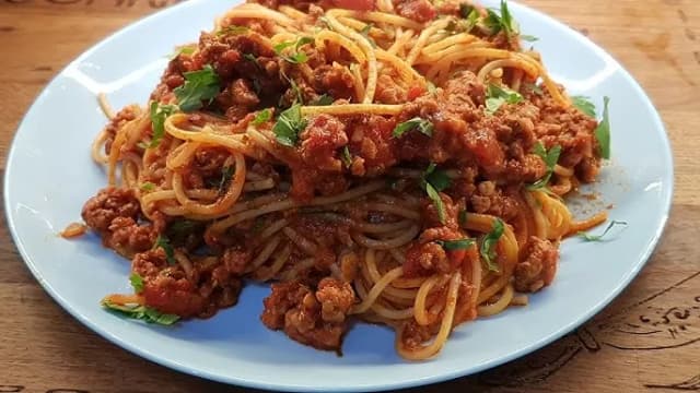 Jak pasteryzować sos do spaghetti z mięsem mielonym bez błędów Jak pasteryzować sos do spaghetti z mięsem mielonym bez błędów